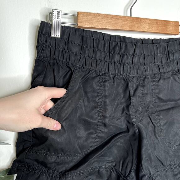 Athleta Black Crinkle Pull On Shorts LAST CALL - Picture 2 of 5